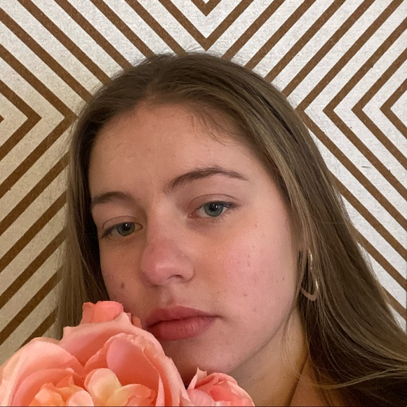 Meet your Posher, Maria - Picture 1 of 1